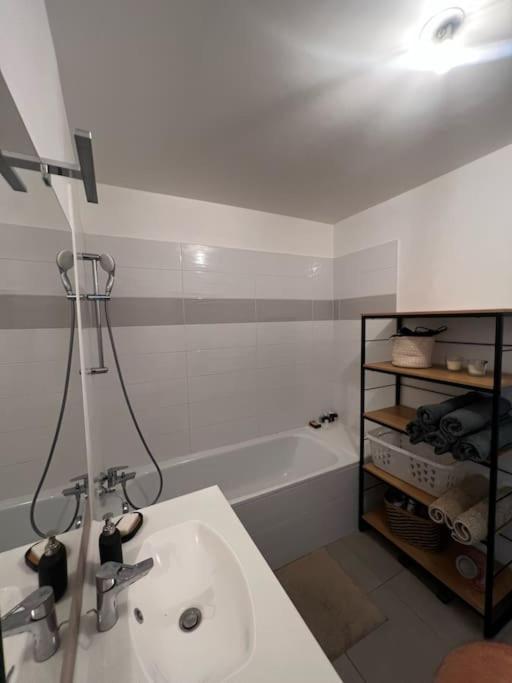 Appartamento T3 Cosy, Neuf Et Ensoleille Marsiglia Esterno foto